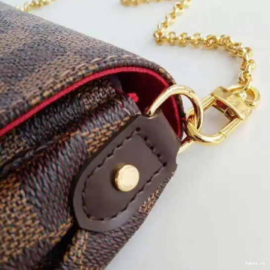 Louis Favorite Vuitton MM 0522
